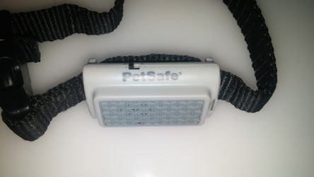Battery operated Sonic bark control collar