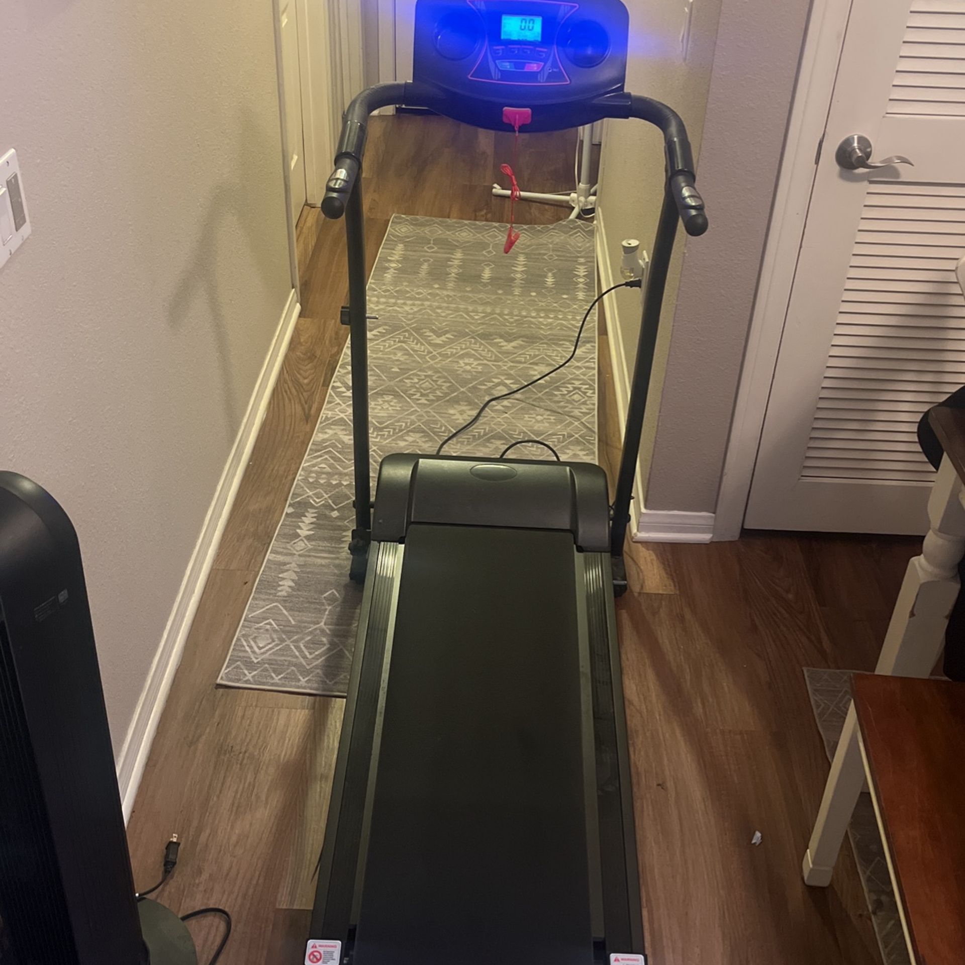 Like New Foldout Treadmill $70 OBO