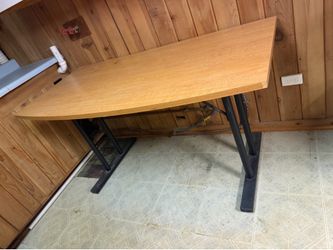 Work station table