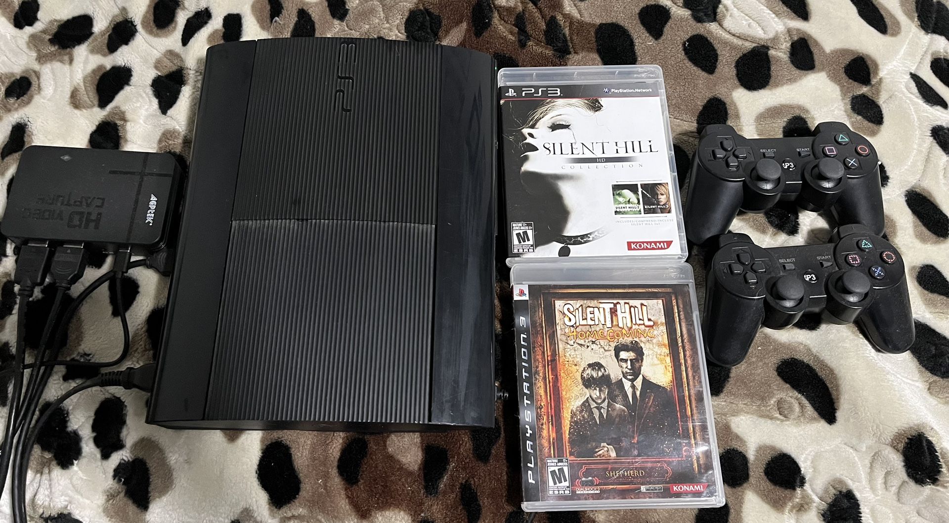 PS3 Super Slim (silent hill 1,2,3,4, origins, homecoming)