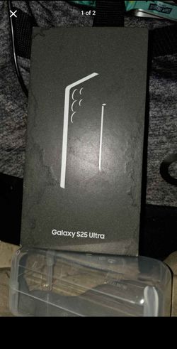 *UNLOCKED* Titanium Silverblue S25 Ultra 512GB w/ Original Charger and Box