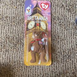 Rare*** McDonald's Happy Meal Toy ~ Teenie Beanie ~ "Britannia The Bear" ~ NWT