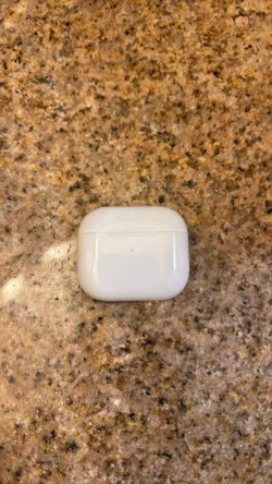Apple AirPod 3rd Gen Case( right AirPod if need be )