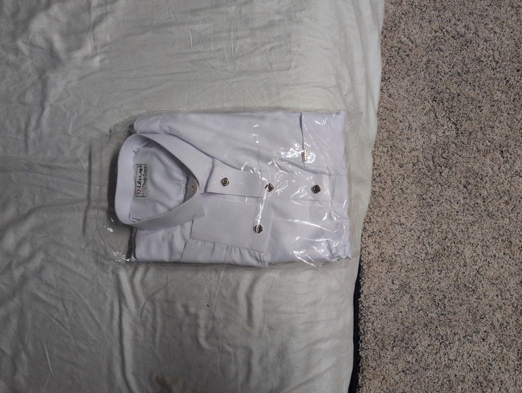 Saudi Arabian Thobes 
