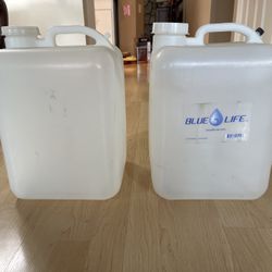 Hydroponic Grow Supplies - Nutrients - Water Containers