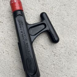 Telescoping Boat Hook For Easy Docking