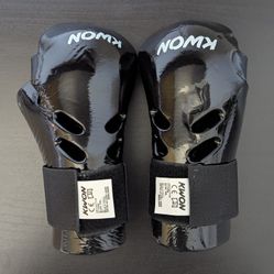 Sparring Gloves - Hand Protector For Point Sparring Karate Taekwondo Martial Arts For Kids And Adults