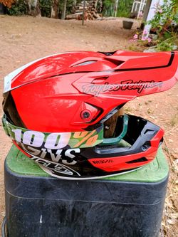 Troy Lee Designs SE5 Size M MX Helmet