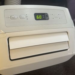 LG 8,000 BTU Standing Air Conditioner
