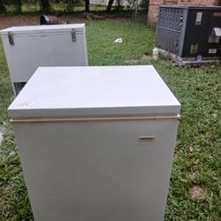 Frigidaire Deep Freezer 22x27