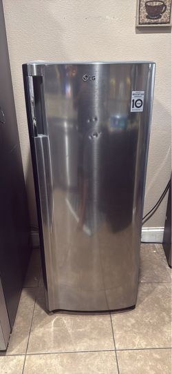 Mini freezer