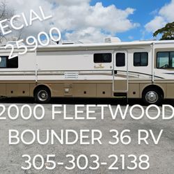 2000 FLEETWOOD BOUNDER 36 RV 