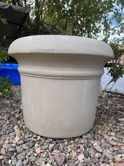 Large Round Outdoor Planter Pot