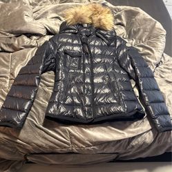 MONCLER COAT 100% Authentic Size 2