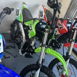 Dirt Bikes 