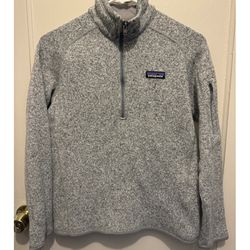 Patagonia Better Sweater 1/4 Zip Fleece Pullover Womens Heather Gray Pocket in good condition- Size S  Whitestone/Flushing, Queens or Midtown Manhatta