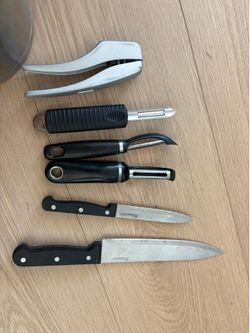 Kitchen & Knife Set with Stainless Steel Holders