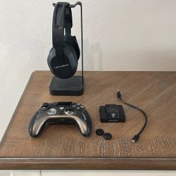 Stealth ultra wireless Xbox controller: Turtlebeach wirless headset 
