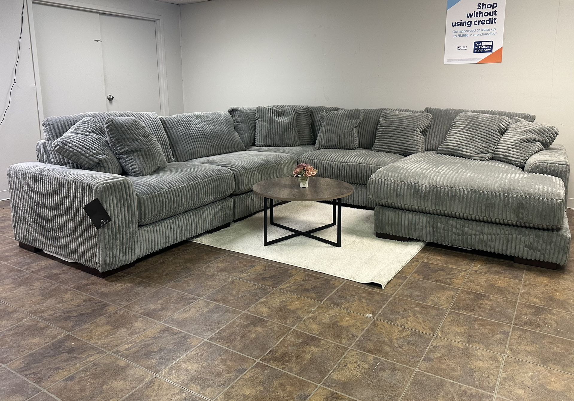 NEW Ashley Furniture Sectional Couch Sofa Chaise *DELIVERY!!*