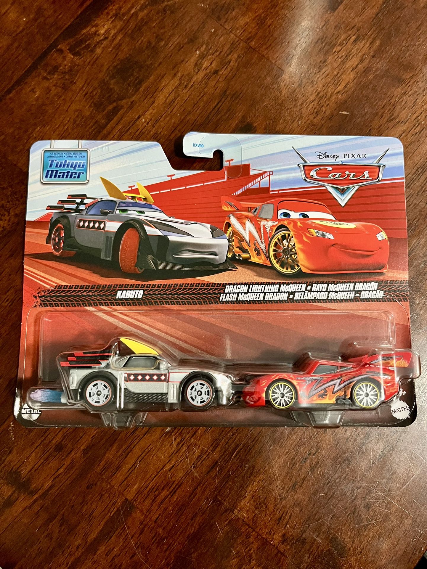 Disney Cars Dragon McQueen & Kabuto