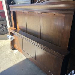 King Wood Bed