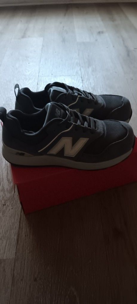 Comp Toe Work Shoe Size 8