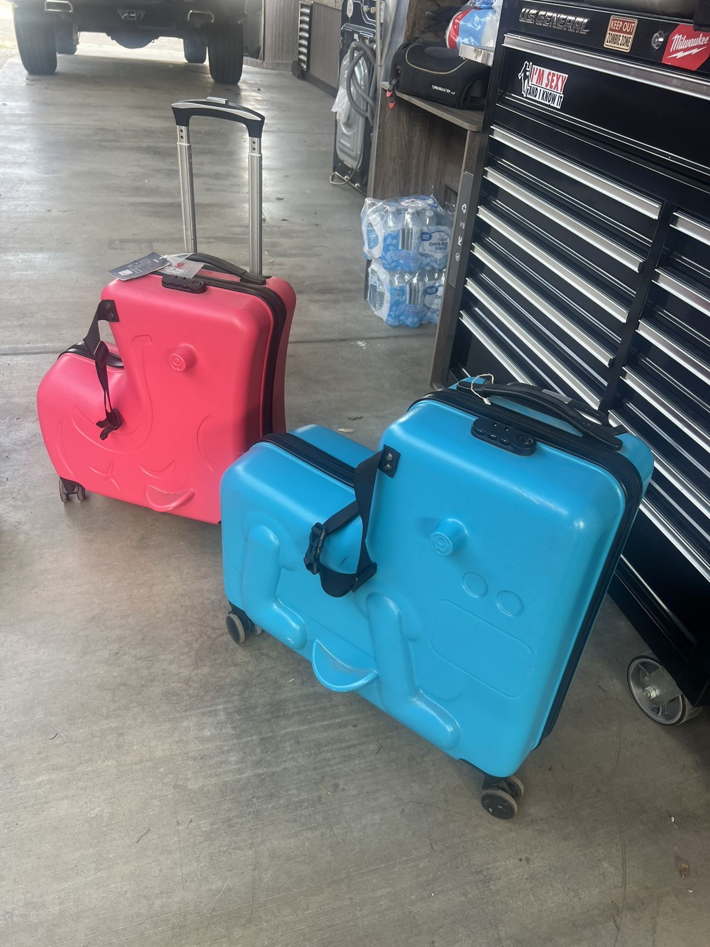 Kids Ride On Suitcase