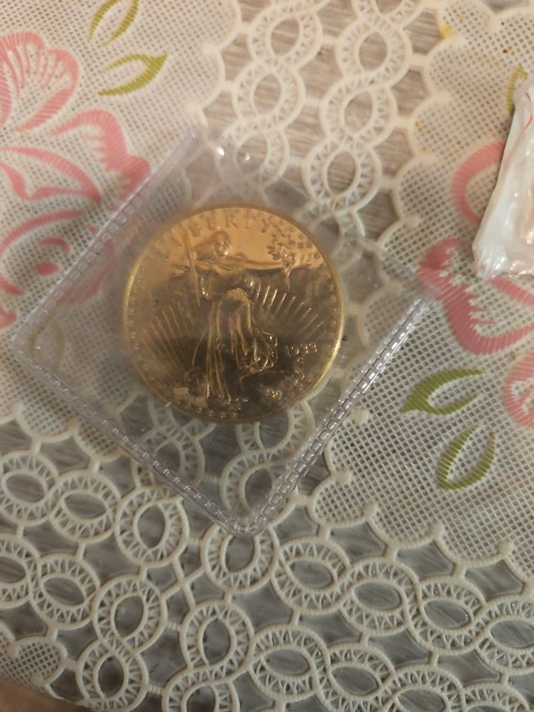 Gold Comeritive Coins