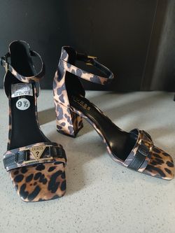 GUESS Heels 👠 