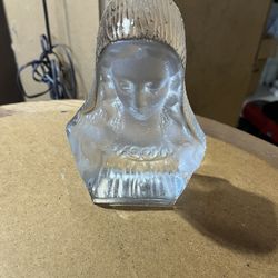 Vintage VIKING GLASS VIRGIN MARY / MADONNA BUST Frosted & Clear Glass 6.75" Tall