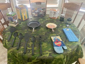 Camping Gear Mini Bundle Lot 5