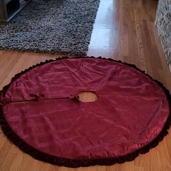 Huge Tree Skirt 