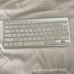 Apple wireless keyboards