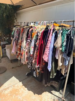 Garage sale going on right now Sunday, July