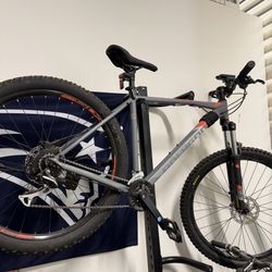 Polygon Premier 4 mountain bike Large size