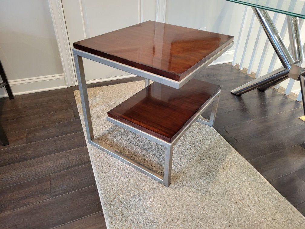 Sherrill CTH Eero Cantilever End Table