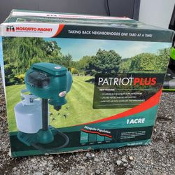Mosquito Magnet DeWault TV Vaccum 