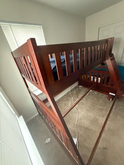 Bunk Bed w/ Full Size Bottom