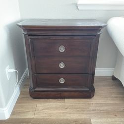 bedside dresser 