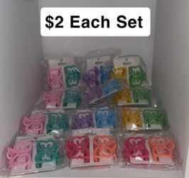 Hello kitty claw clips $2 each