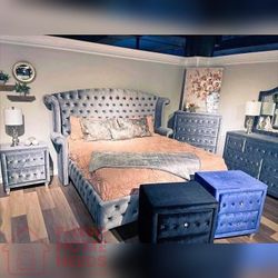 4- Pieces Gray Velvet Queen size Bedroom Set