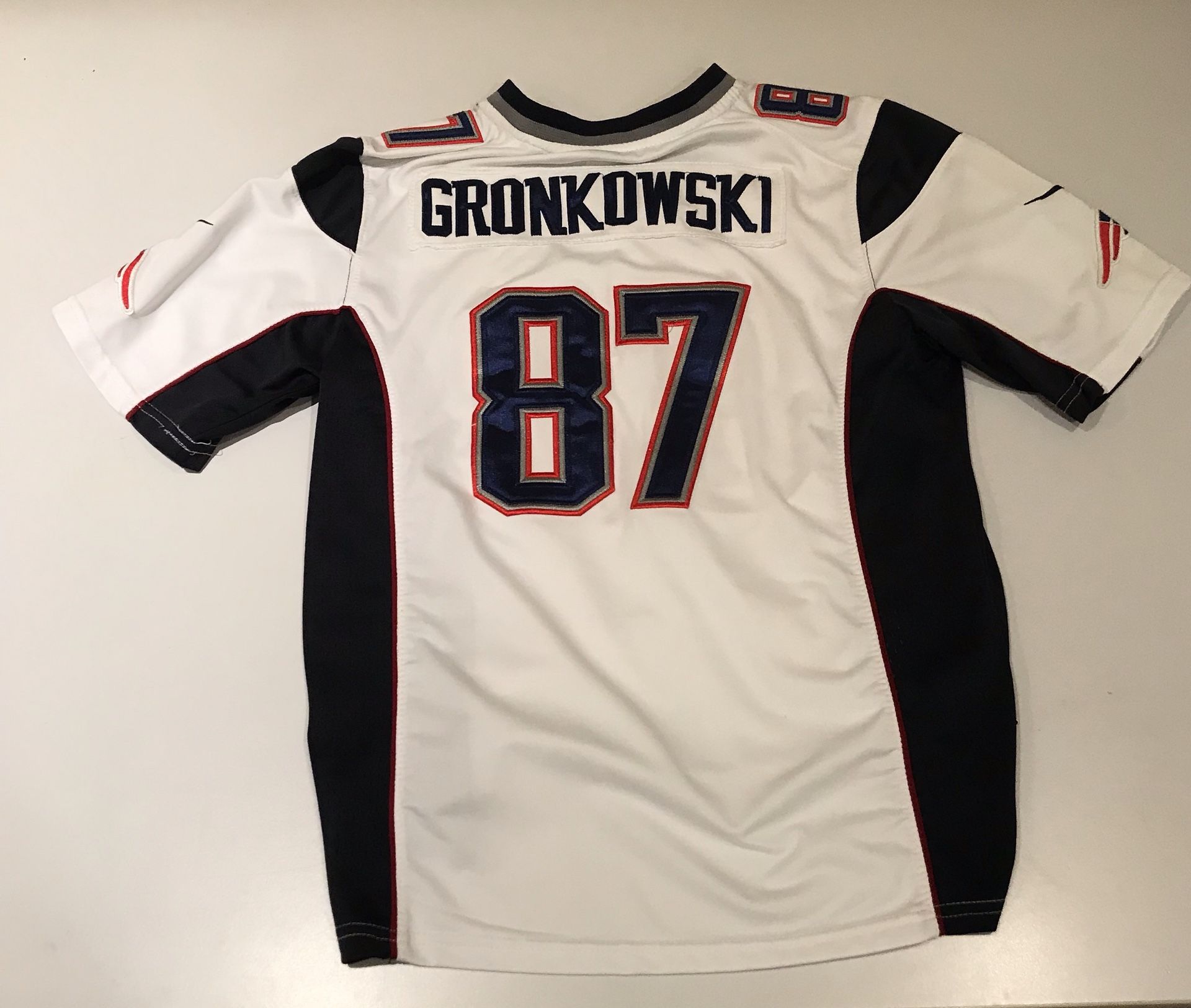 NEW ENGLAND PATRIOTS JERSEY