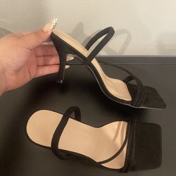 Black Straps Heel (Square Toe Kitten Heel)