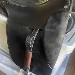 Saddle