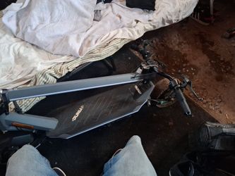 PUNKS SCOOTER