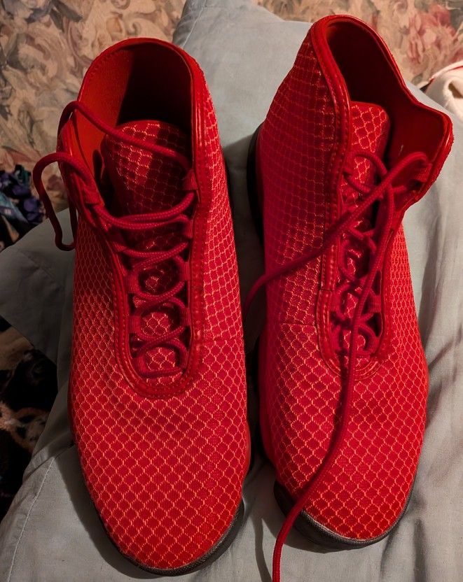 Nike air Jordans horizon gym red