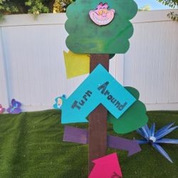 Alice Wonderland Tree