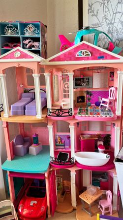 Barbie Dreamhouse Mansion – Elevator Works! Includes Helicopter, Cars, Boats & Accessories