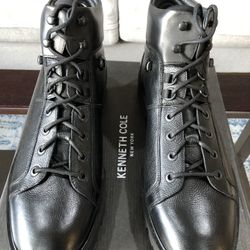 Kenneth Cole New York Hiker Boot