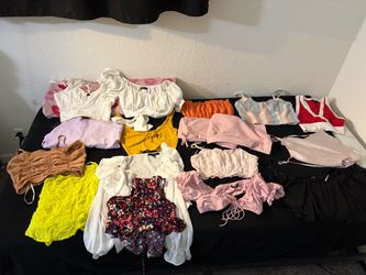 Lady's crop tops